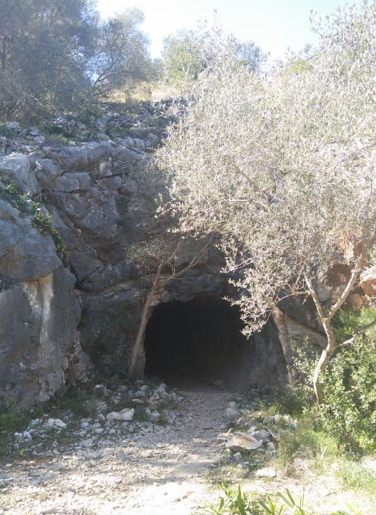 entrada al túnel 