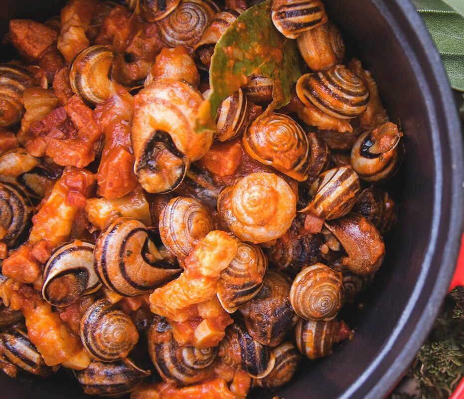 caracoles en salsa