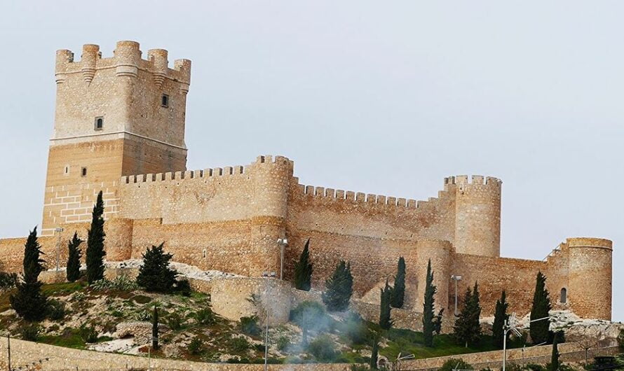 Descubriendo el Castillo de Villena